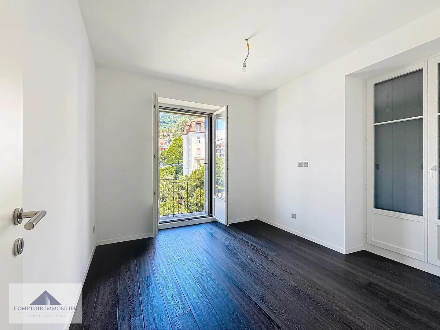 Elegante 5-Zimmer-Wohnung mit Panoramablick - Foto 4 von 13