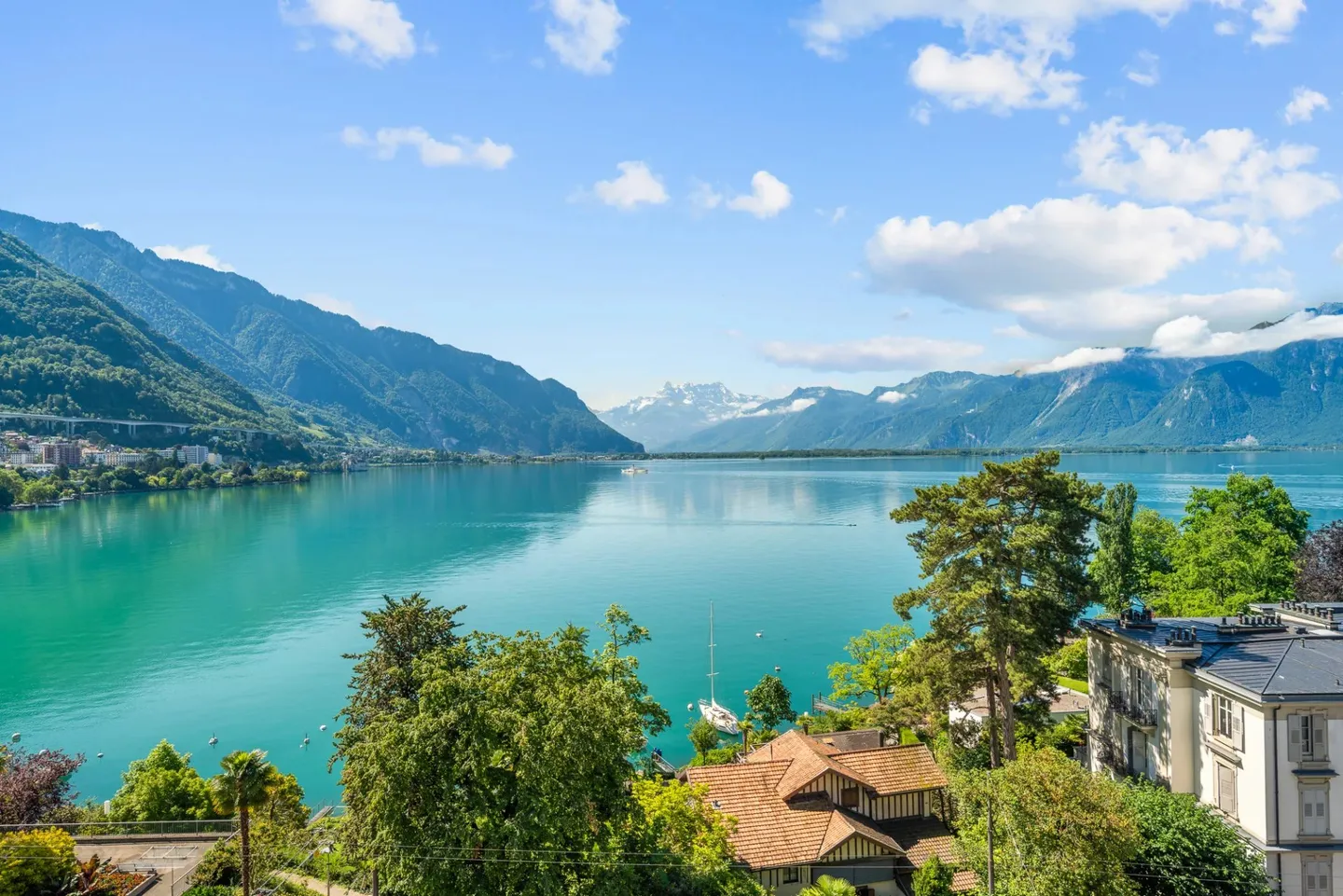 Elegante appartamento di 4,5 locali nella storica Residenza Nazionale di Montreux - Foto 3 di 13
