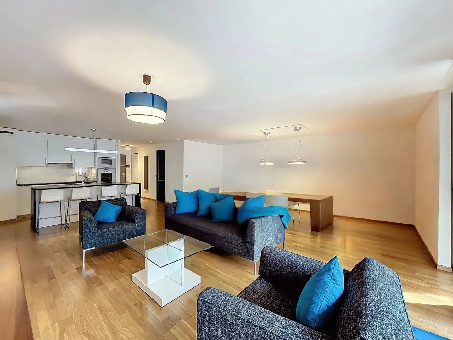 Bel Appartement avec Vue sur le Lac - Photo 8 sur 11