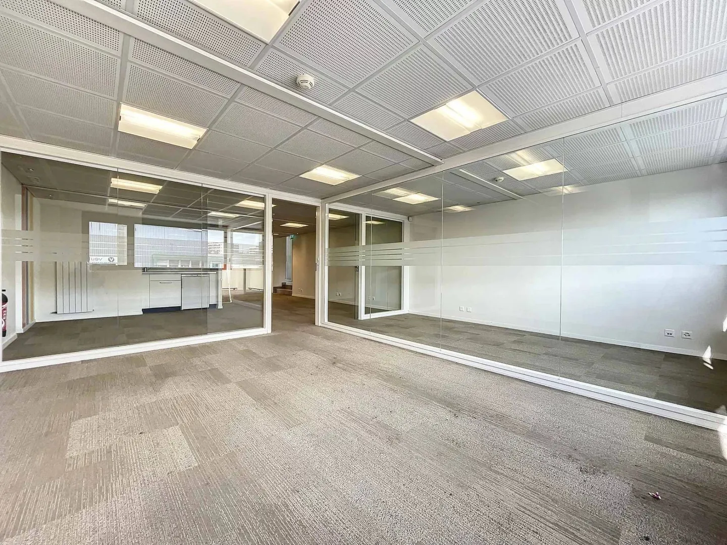 Immeuble mixte de 1'400 m2 à louer - Photo 8 sur 13