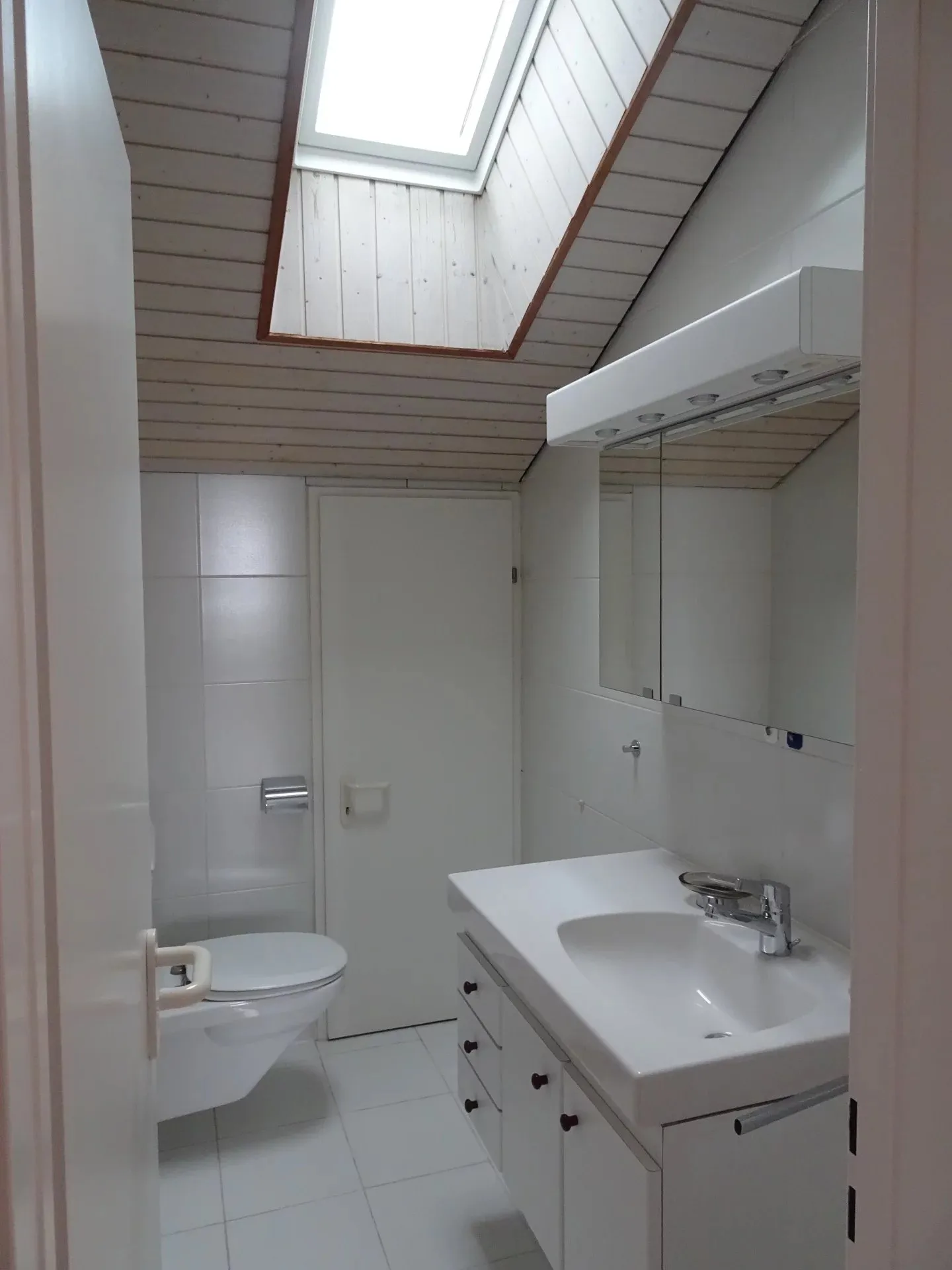 Appartement spacieux à louer à Epalinges - Photo 8 sur 13