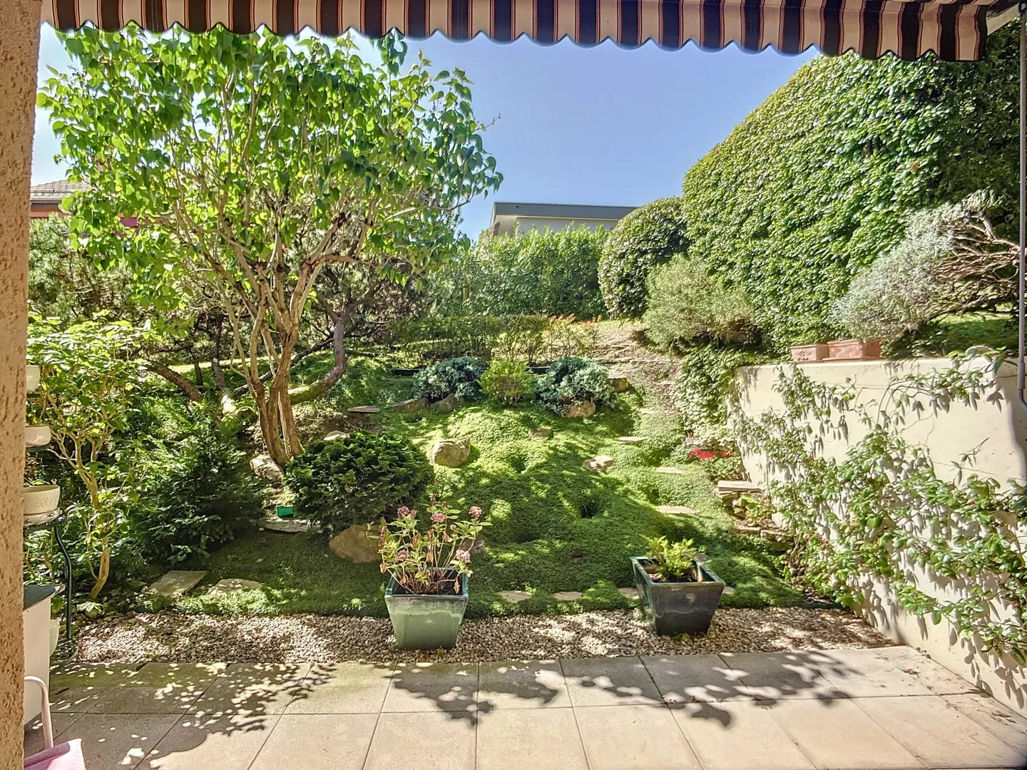 A deux pas du Lac - Appartement de 72 m2 à rénover - Foto 1 von 11
