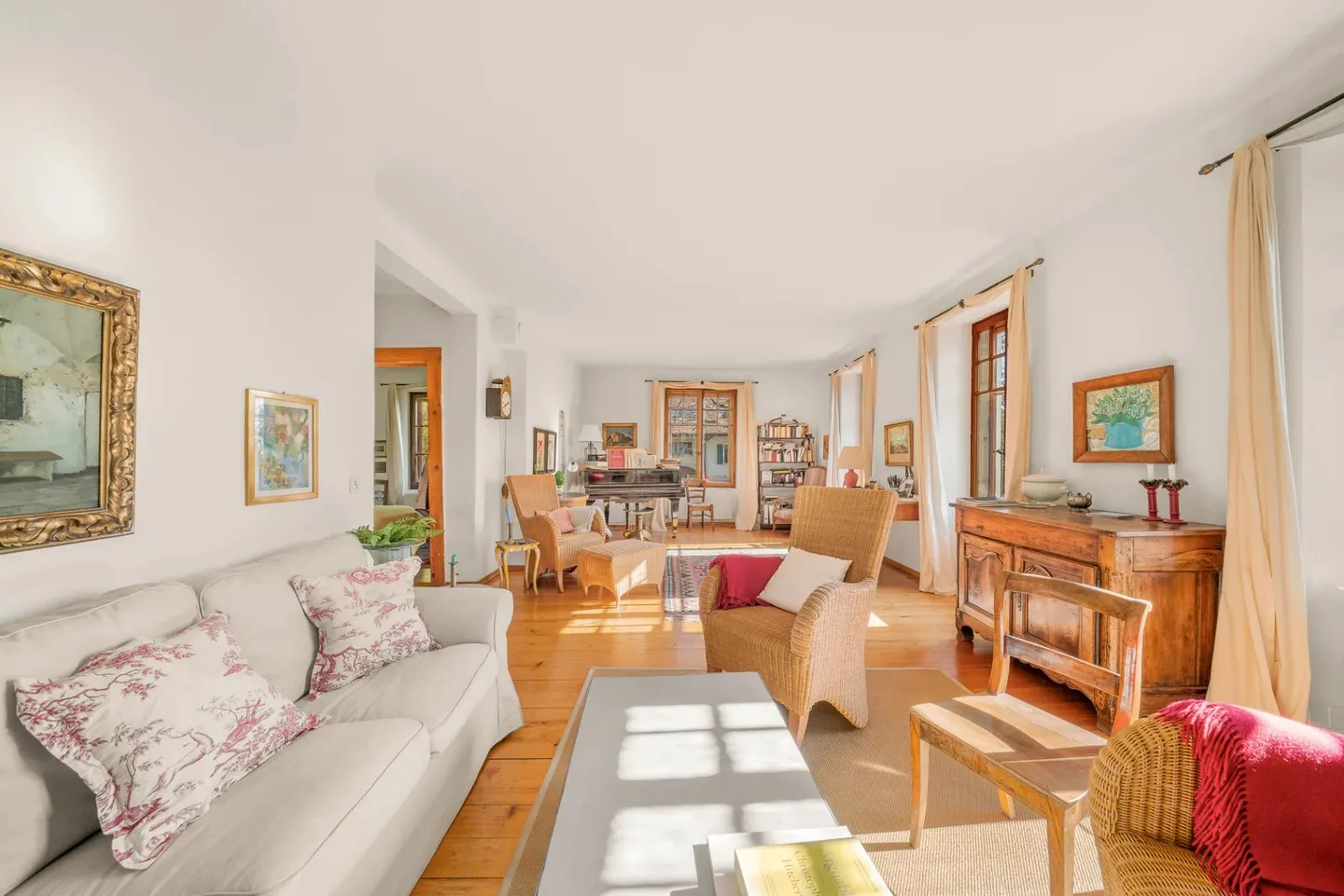 Maison de charme dans un cadre bucolique - Photo 3 sur 11