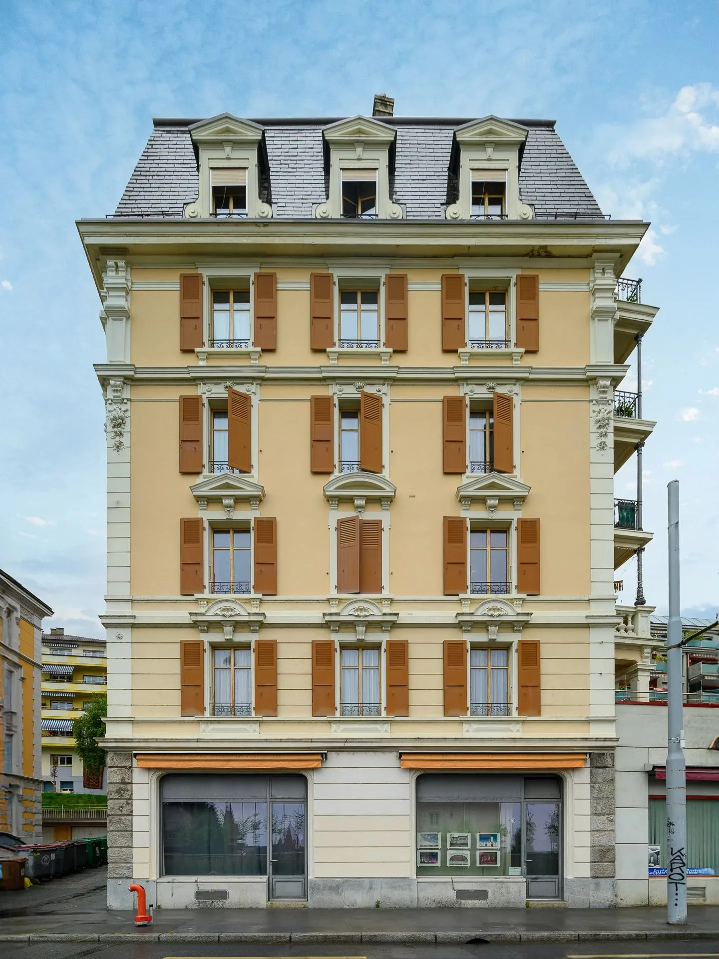 80 m² office for rent in downtown Lausanne - near the Flon district - Photo 1 of 8