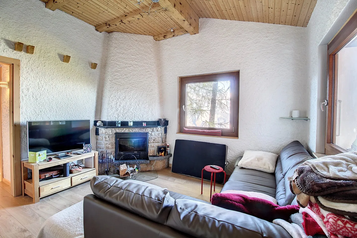Chalet on the heights of Saxon - Unobstructed view and guaranteed tranquility - Photo 1 of 10