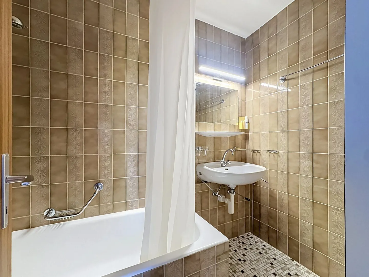 Torgon, 2.5 furnished rooms with balcony, open to secondary residence and foreigners - Photo 7 of 9