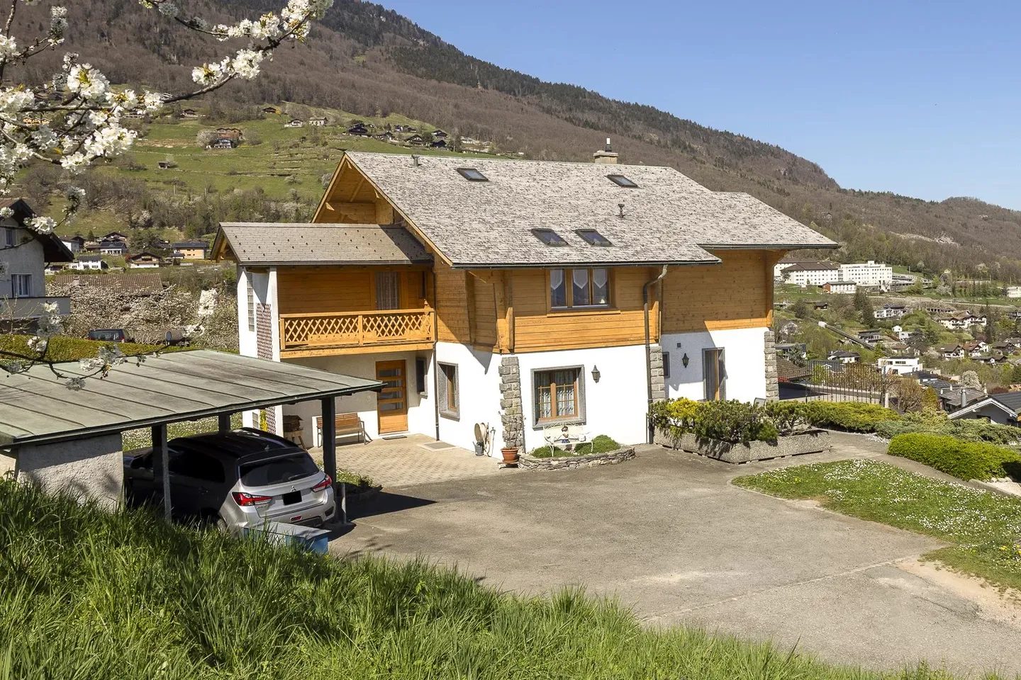 Family Villa in Choëx – Monthey | A versatile property with multiple possibilities - Photo 13 of 13