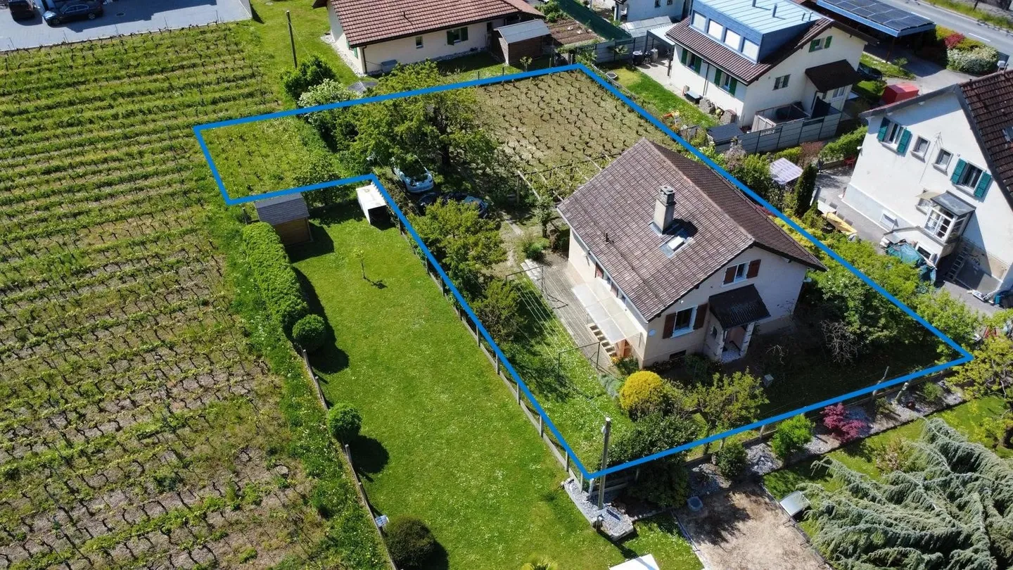 Charming house in Aigle - A little piece of paradise - Photo 1 of 13