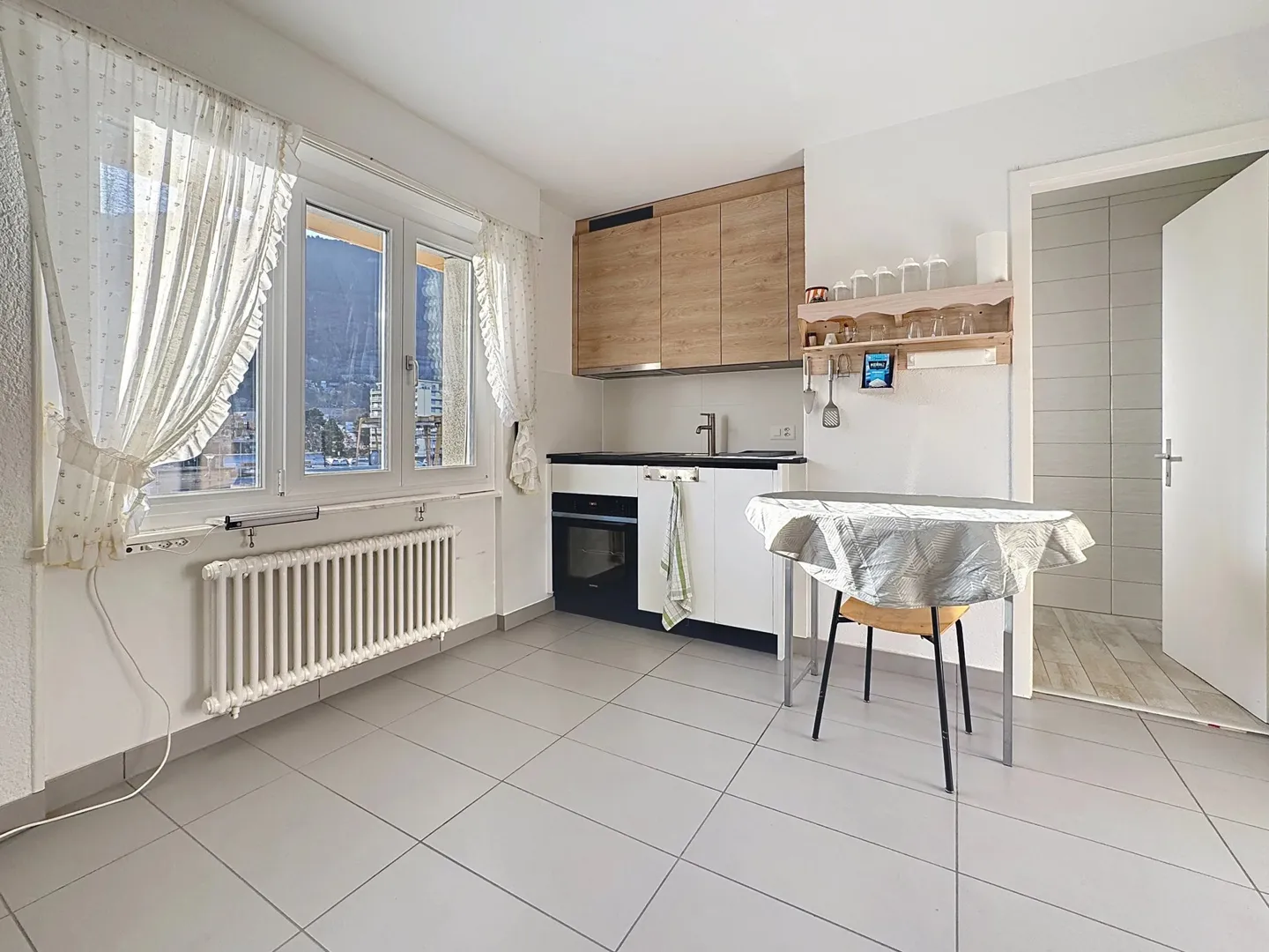 studio in Monthey, rare on the market - Photo 2 of 6