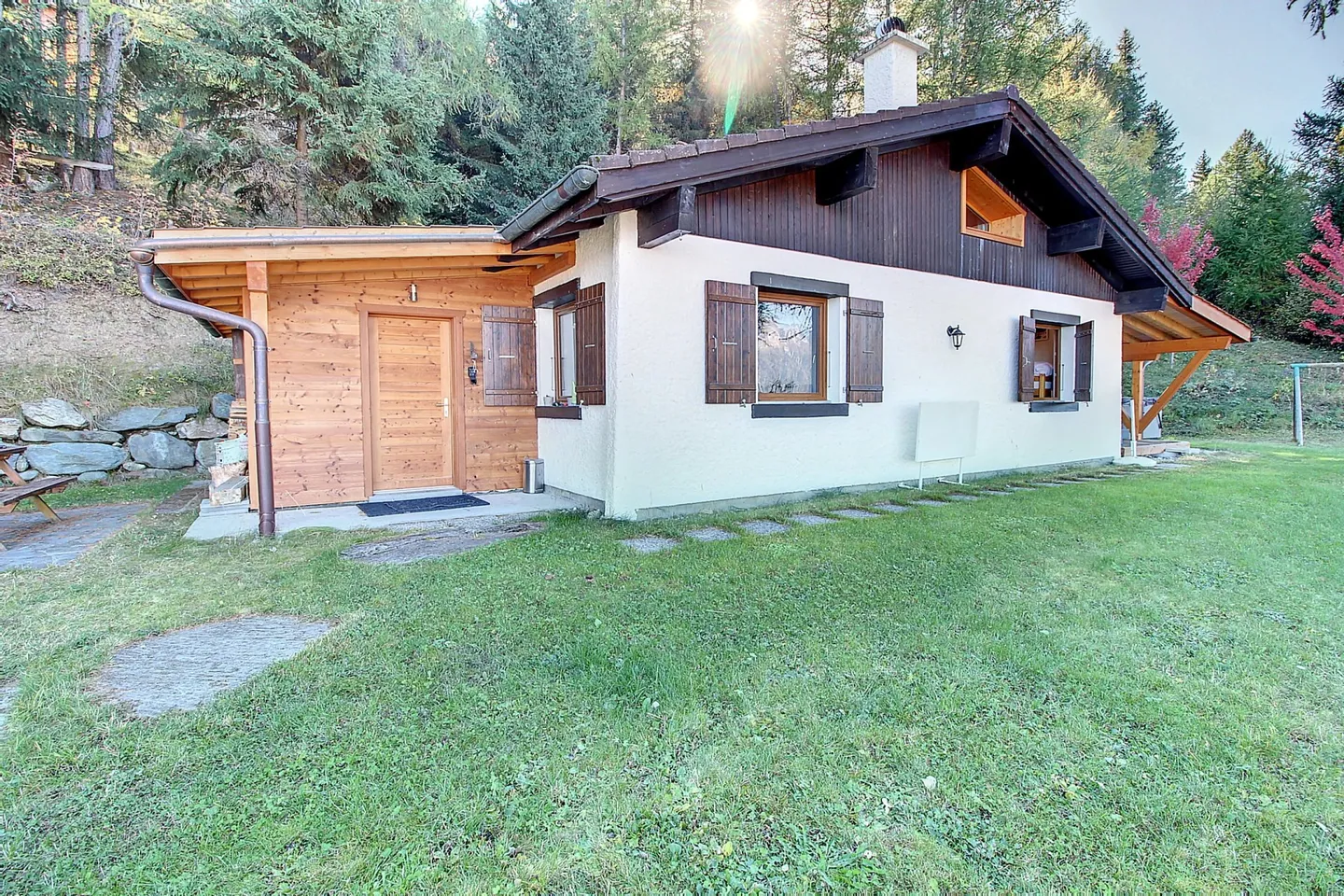 Chalet on the heights of Saxon - Unobstructed view and guaranteed tranquility - Photo 9 of 10