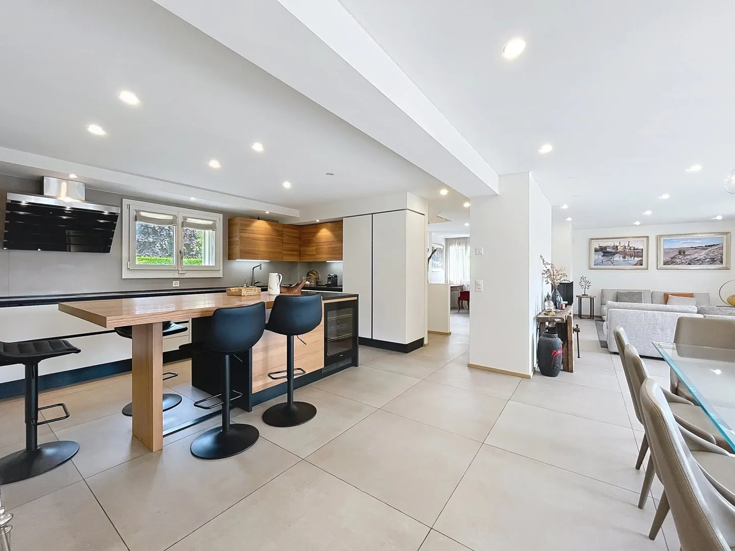 En exclusivité : Belle villa rénovée à proximité de Nyon - Photo 9 sur 13
