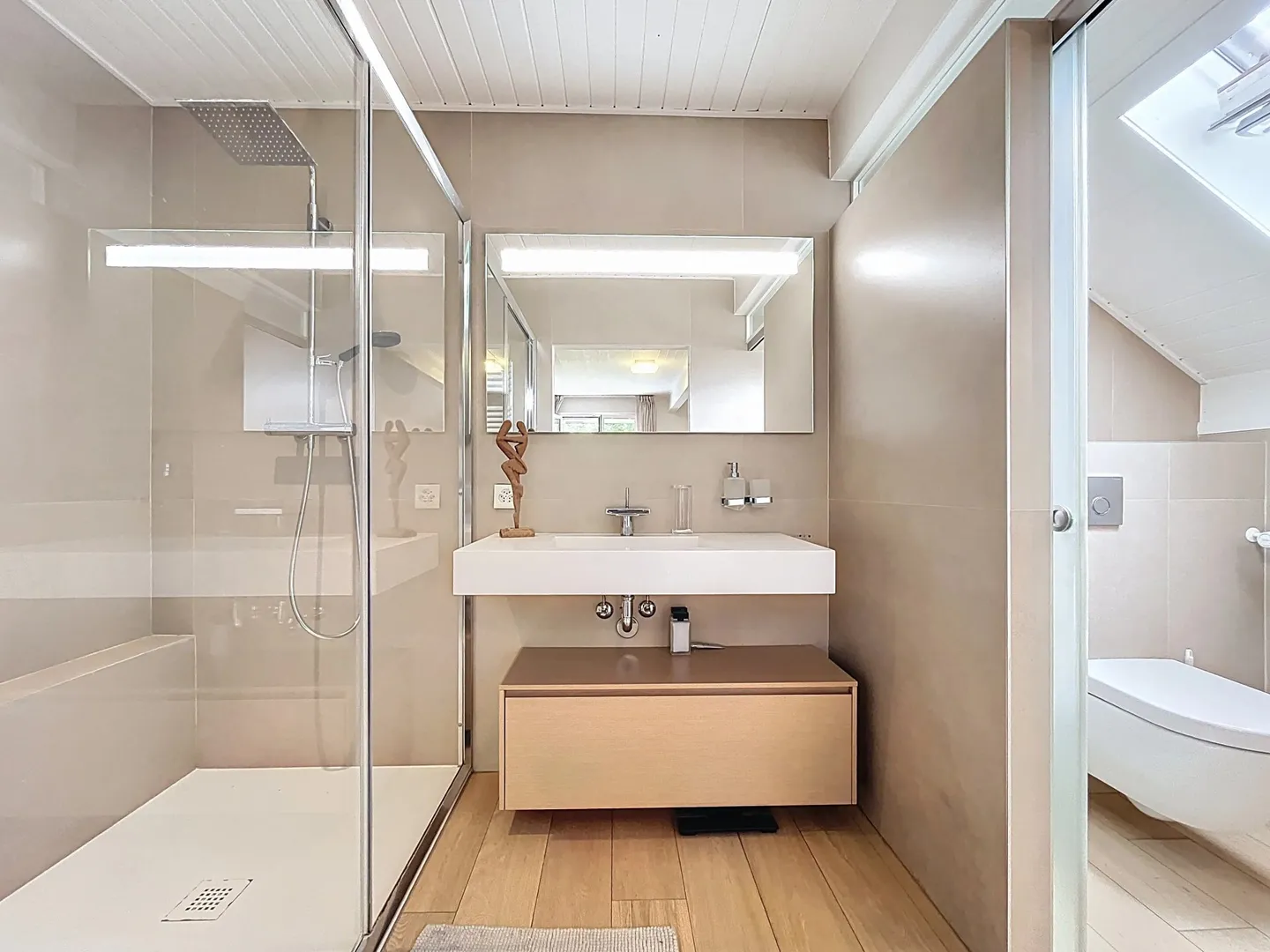 En exclusivité : Belle villa rénovée à proximité de Nyon - Photo 11 sur 13