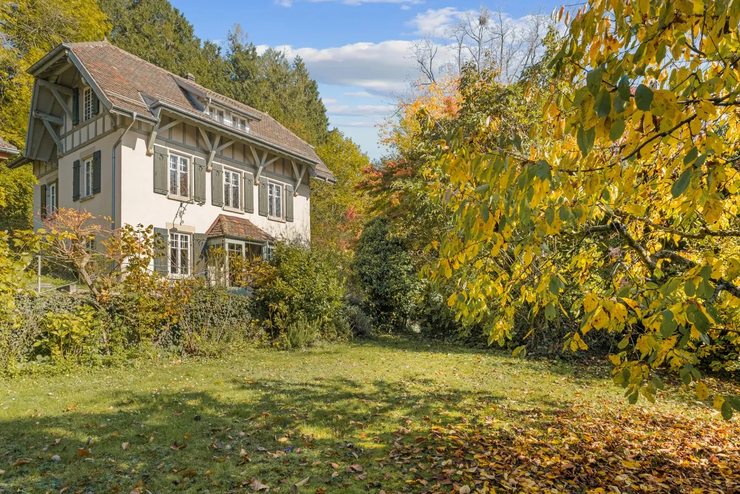 Charaktervolle Villa 5–6 Zimmer, ein einzigartiger Ort mit zeitlosem Charme - Foto 12 von 12