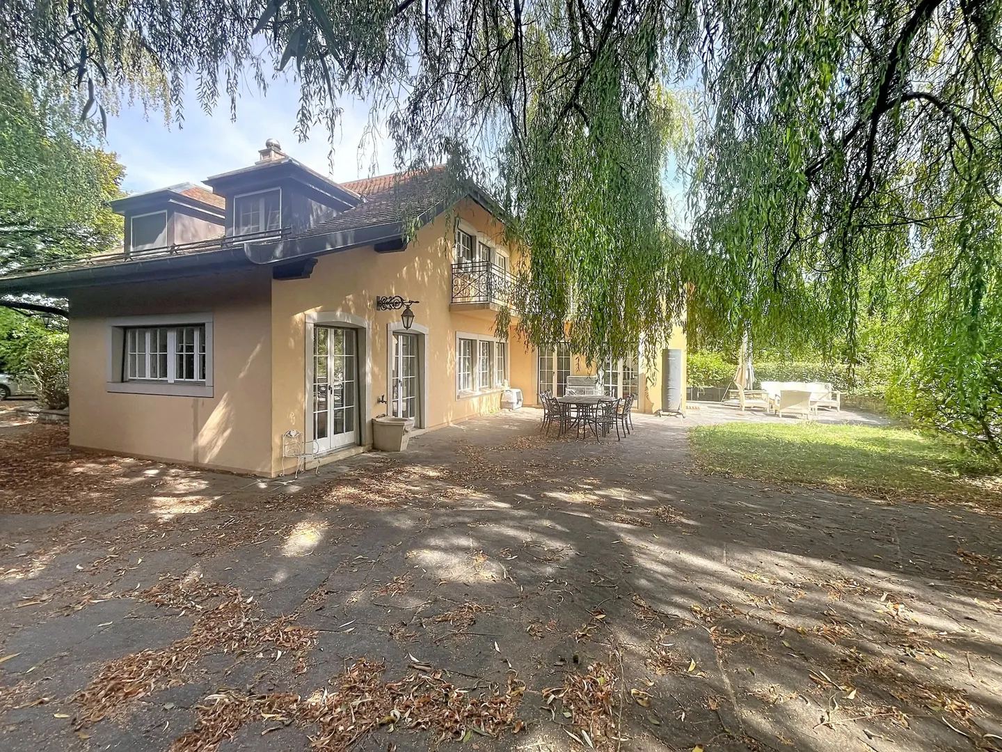 Elegant family property in the heart of nature with Wellness & Sport area - Photo 1 of 13