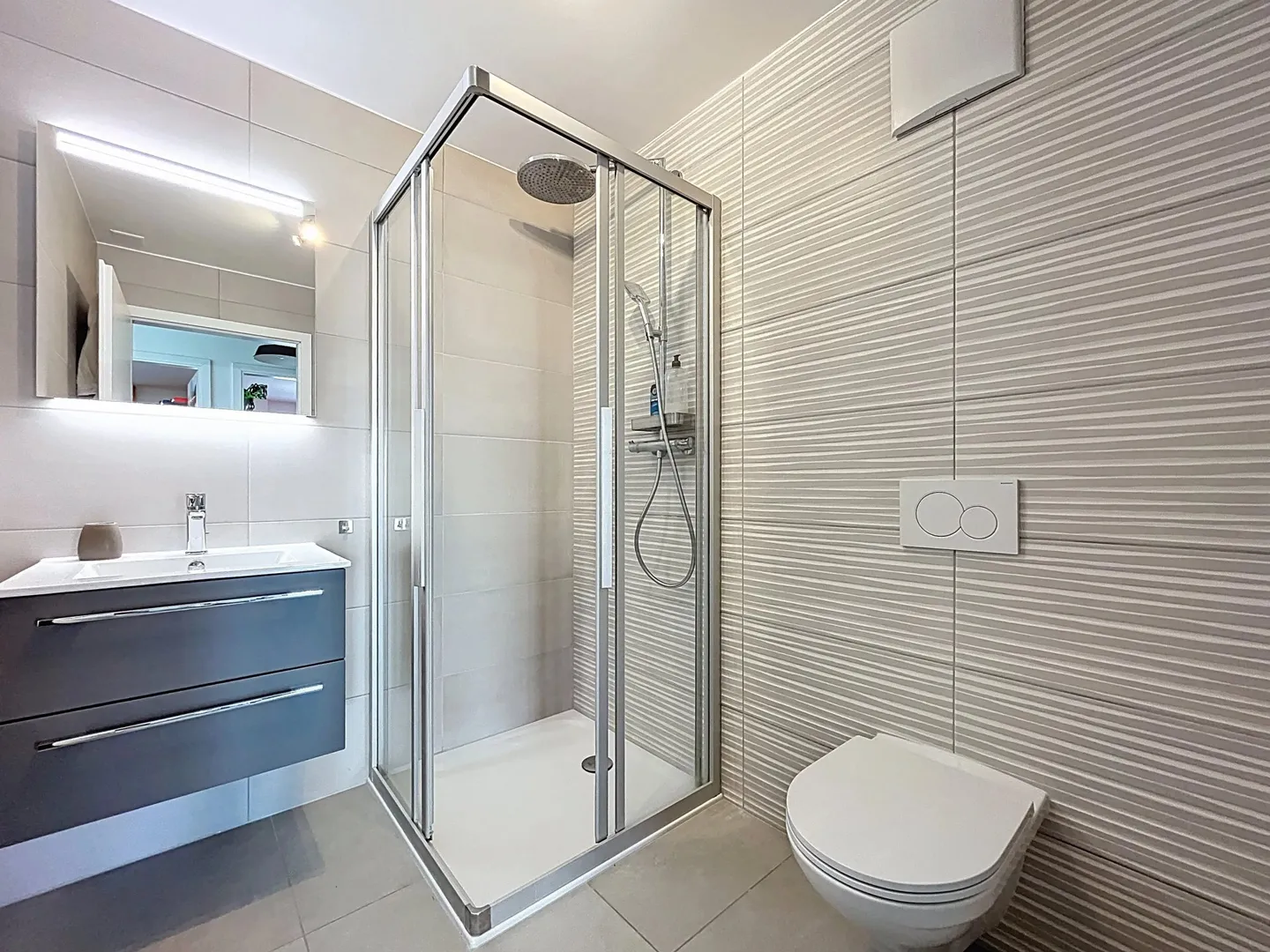 Appartamento luminoso e spazioso con vista eccezionale - Foto 5 di 12