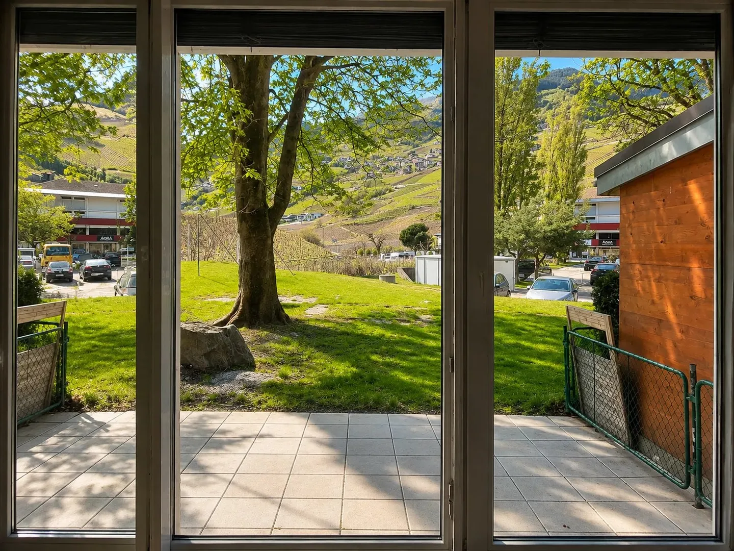Rendement attractif à Sierre : 2,5 pièces rénové avec terrasse - Foto 7 von 7