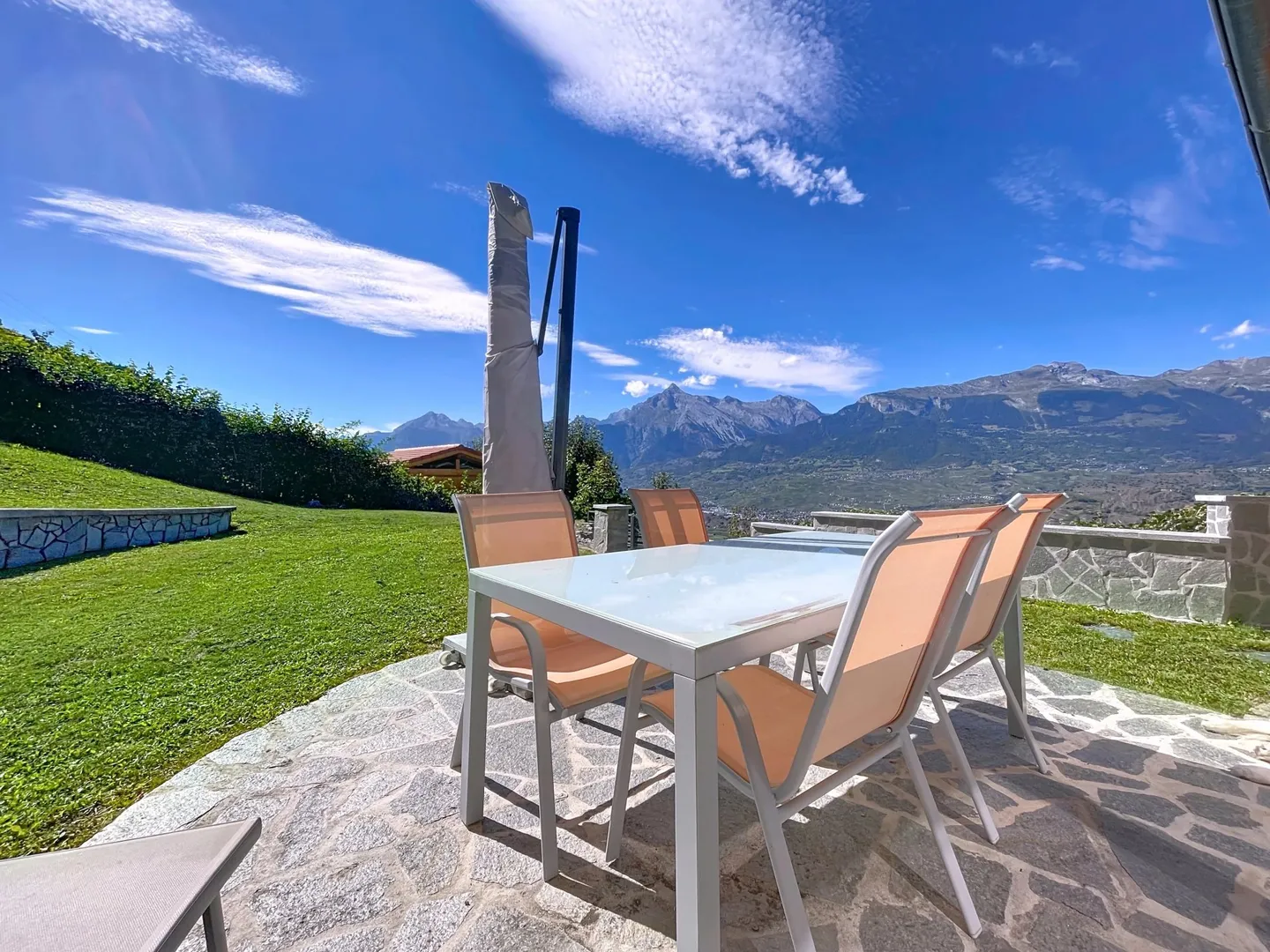 Exclusivité - Maison individuelle avec vue panoramique - Photo 3 sur 12