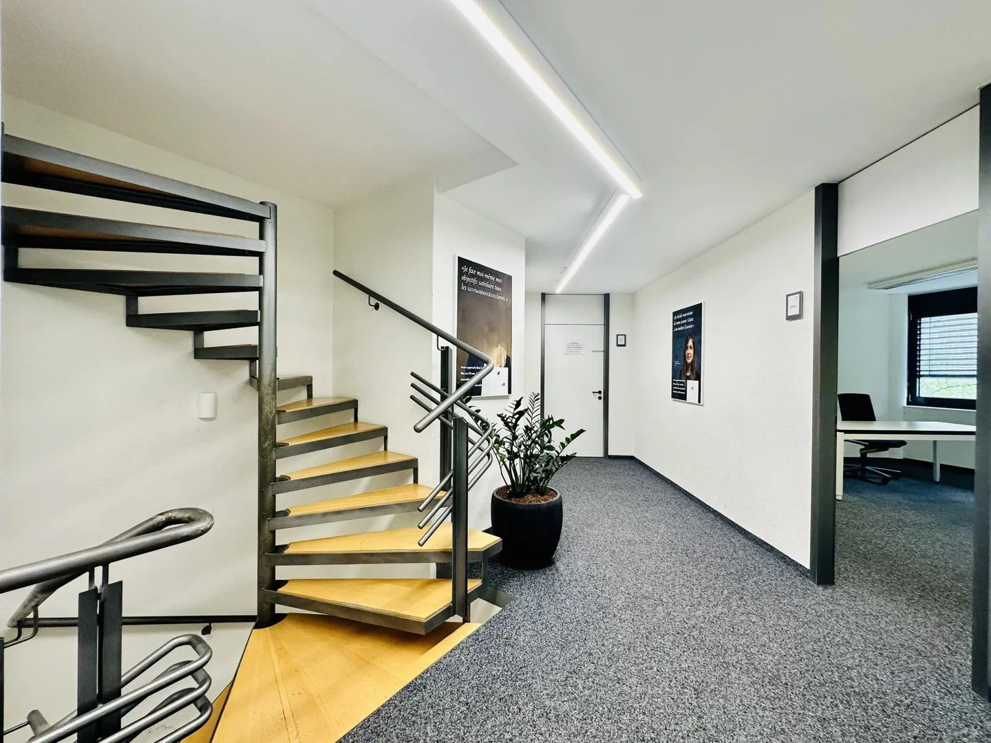 Bureaux de standing à Sion - Photo 2 sur 12