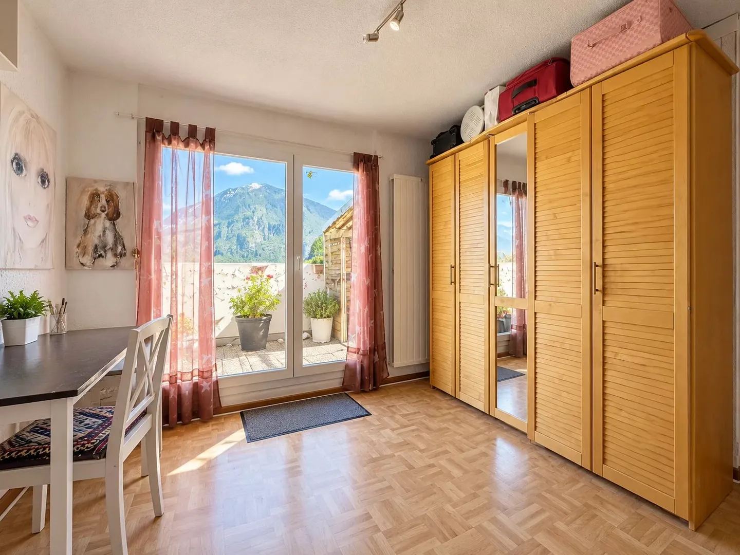 Sierre in wide-angle panorama – 4.5 rooms on the 15th and top floor! - Photo 8 of 13