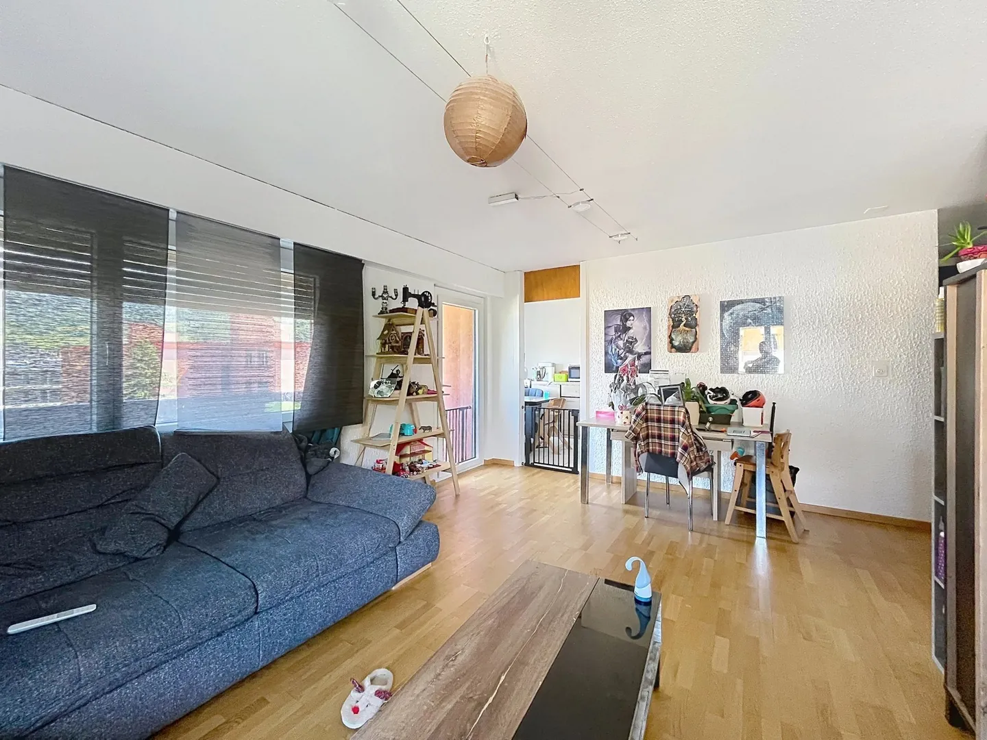 Bel appartement traversant de 4,5 pièces dans le quartier de Vissigen à Sion - Photo 4 of 13