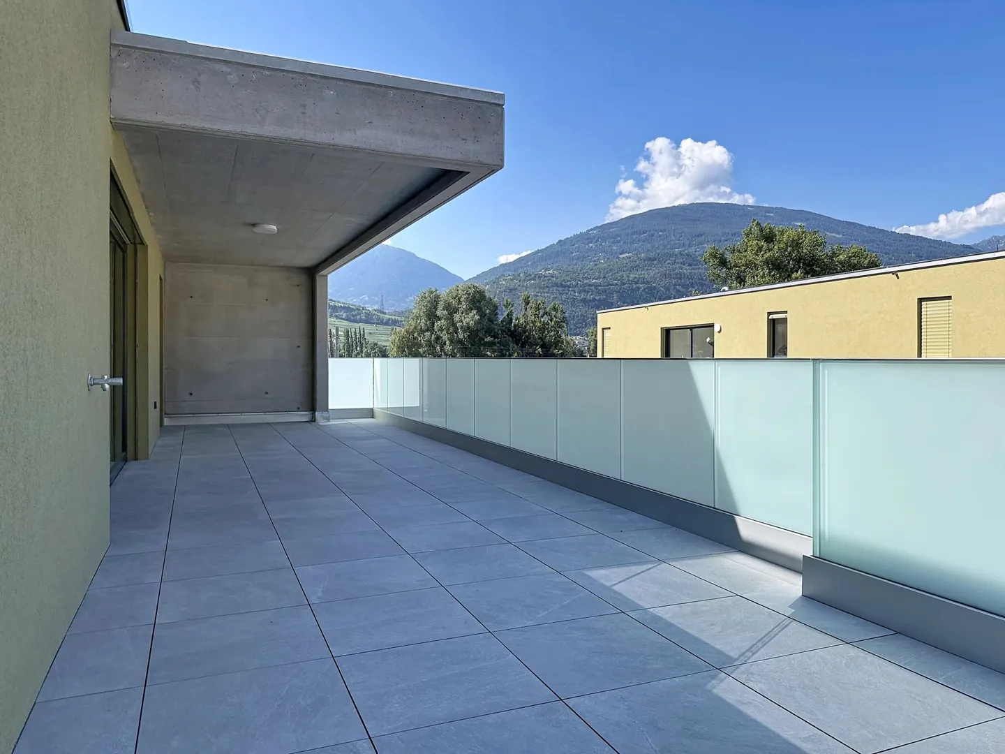 Lumineux 2.5 pièces au 2e étage avec grande terrasse - Promotion Alegria à Uvrier - Photo 10 sur 11