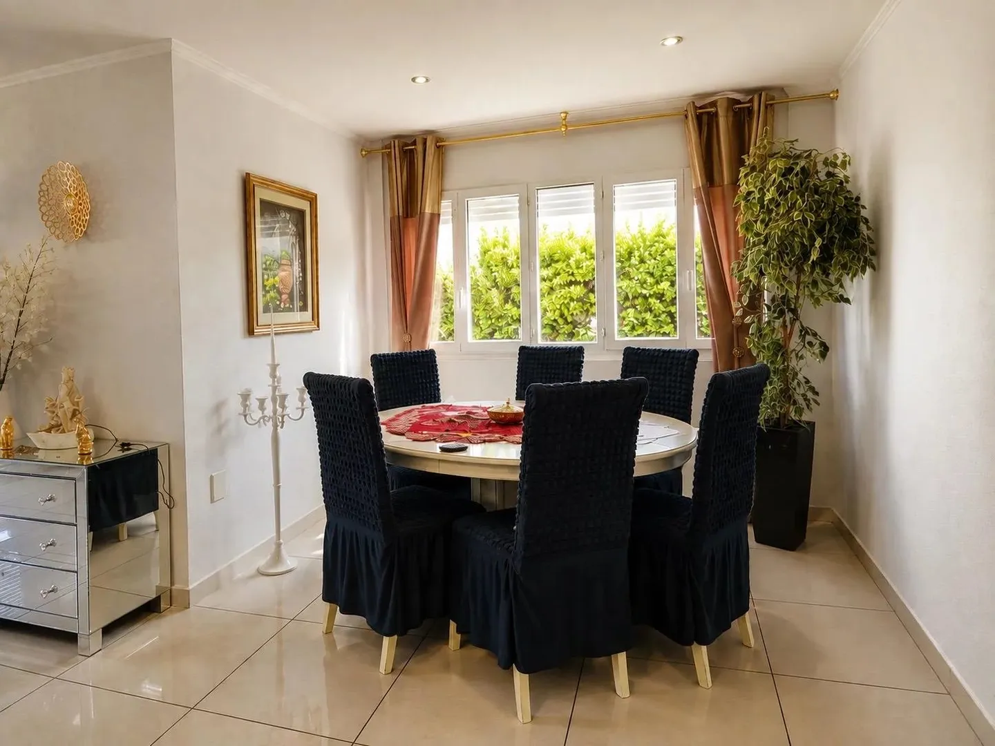 Spacieuse villa individuelle avec grand jardin à Sierre - Foto 8 di 13