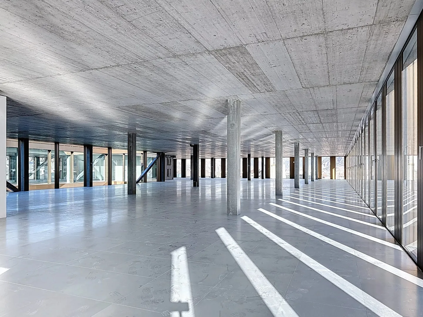 Espace Bureau Exceptionnel avec Vue - Photo 3 sur 9