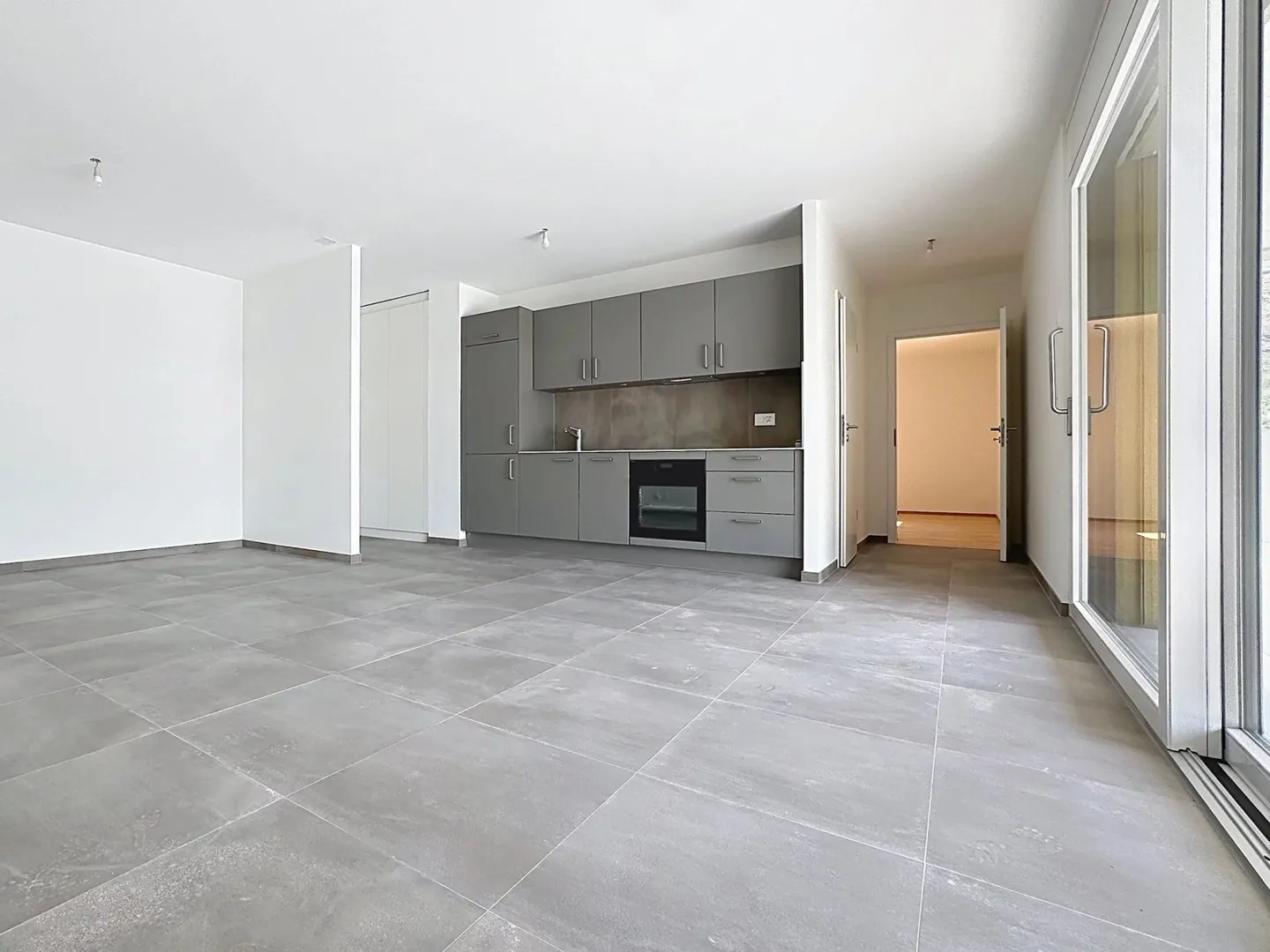 À louer à Uvrier appartement 2.5 pièces avec terrasse - Photo 2 sur 10