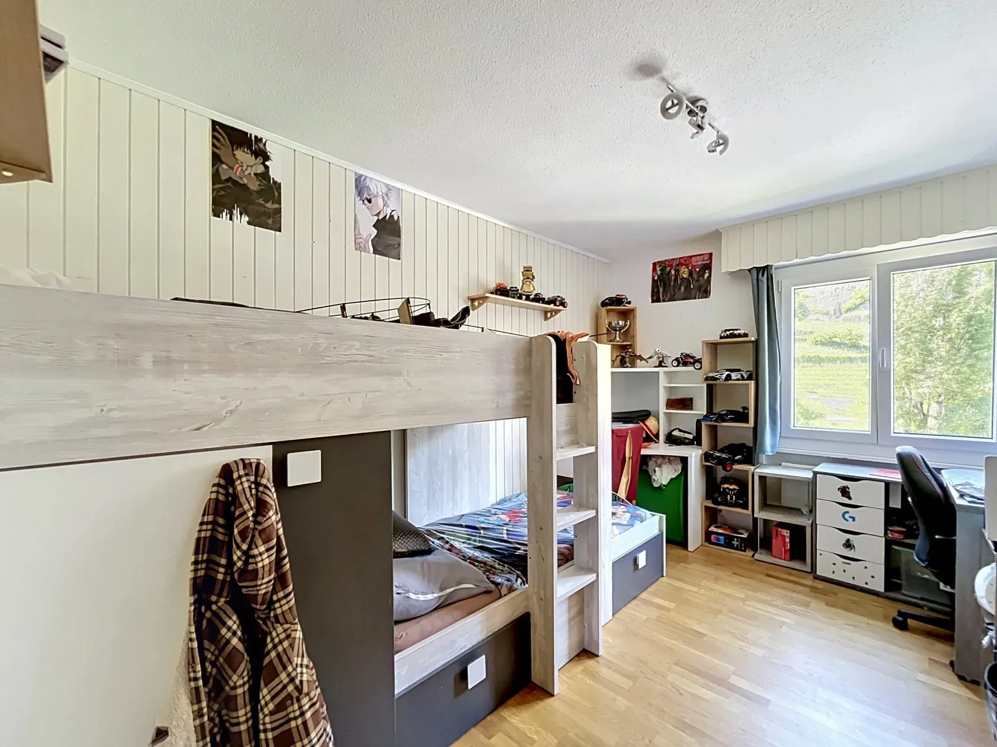 Bel appartement traversant de 4,5 pièces dans le quartier de Vissigen à Sion - Photo 12 of 13