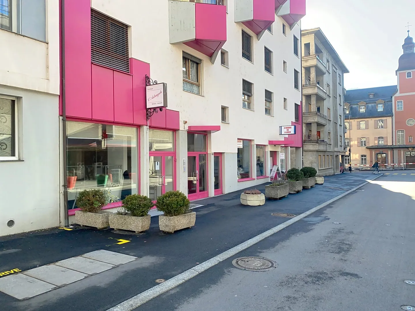 Commercial spaces in downtown Sion - Photo 4 of 13