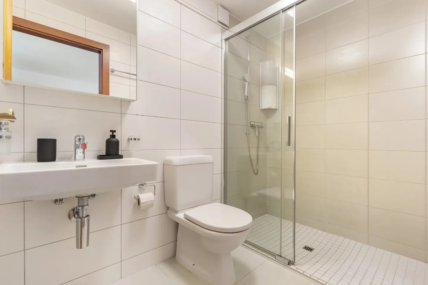 Casa indipendente ristrutturata in una zona ricercata - Foto 9 di 12