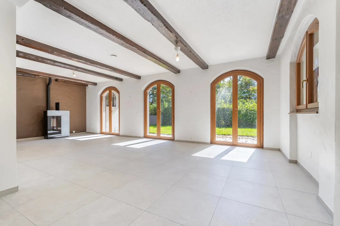 Casa indipendente ristrutturata in una zona ricercata - Foto 2 di 12