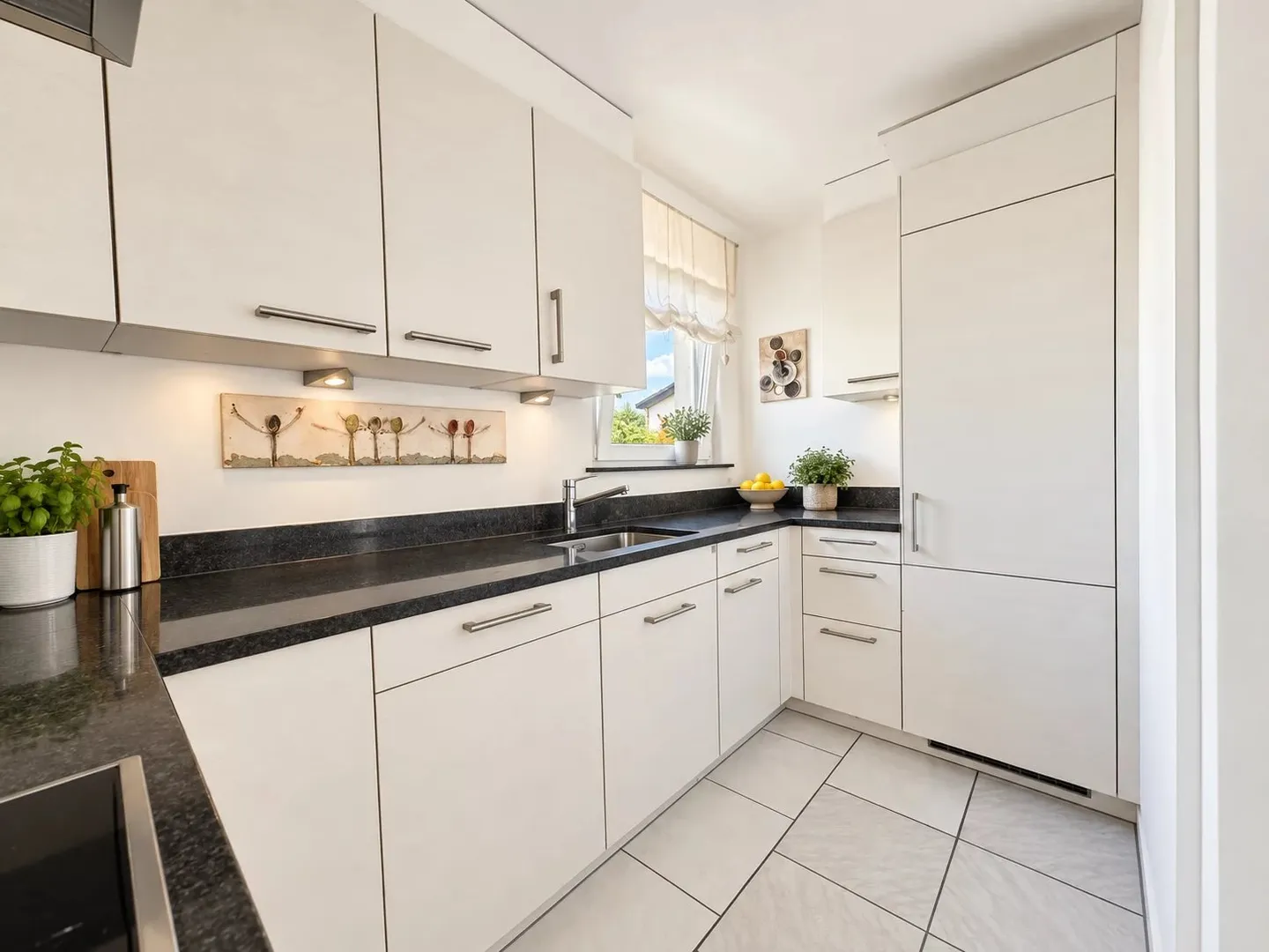 Sierre in wide-angle panorama – 4.5 rooms on the 15th and top floor! - Photo 6 of 13