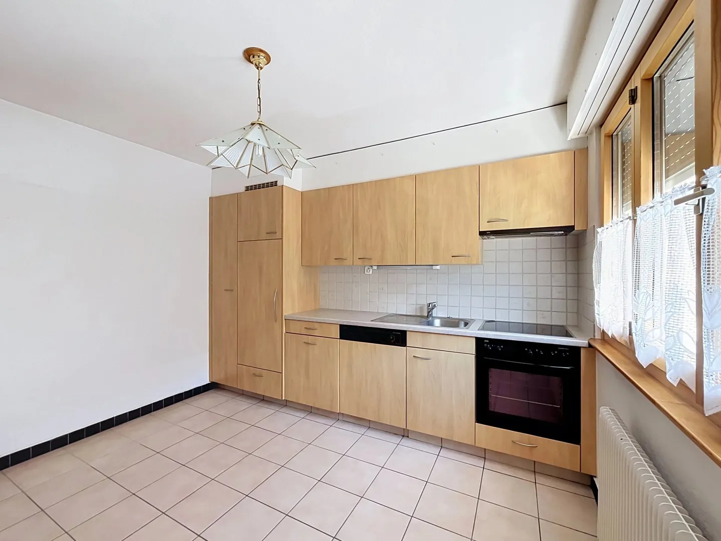 Appartement de 4 pièces au calme avec une belle vue - Photo 5 sur 13