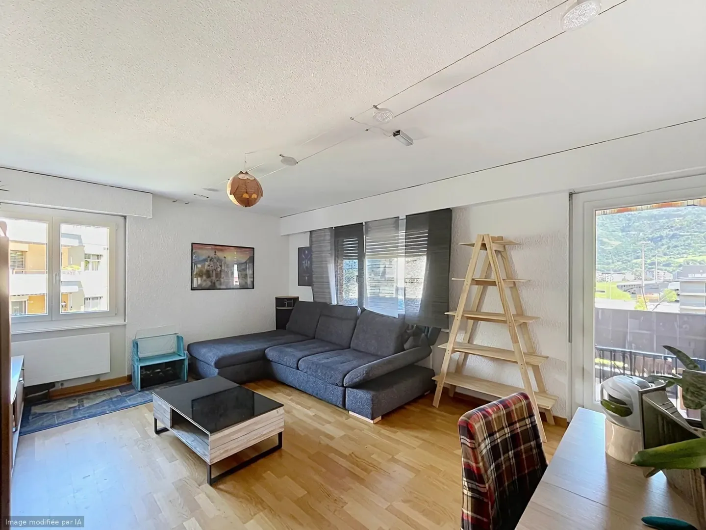 Bel appartement traversant de 4,5 pièces dans le quartier de Vissigen à Sion - Photo 2 of 13