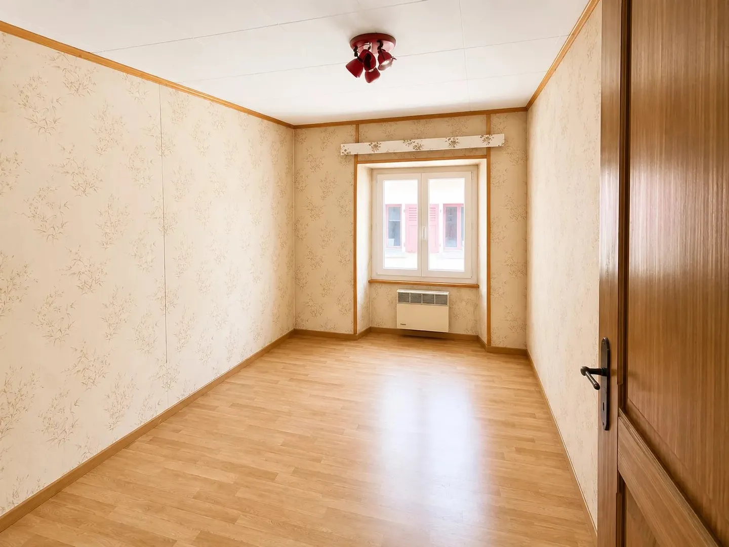 Appartement spacieux avec potentiel d'agrandissement - Photo 4 sur 8