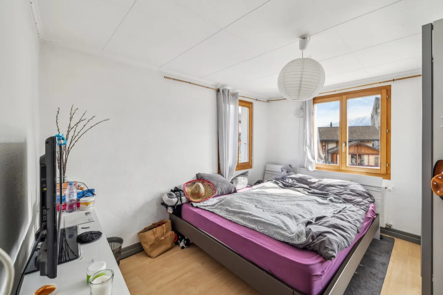 Casa con tre appartamenti da ristrutturare con alto potenziale - Foto 5 di 13