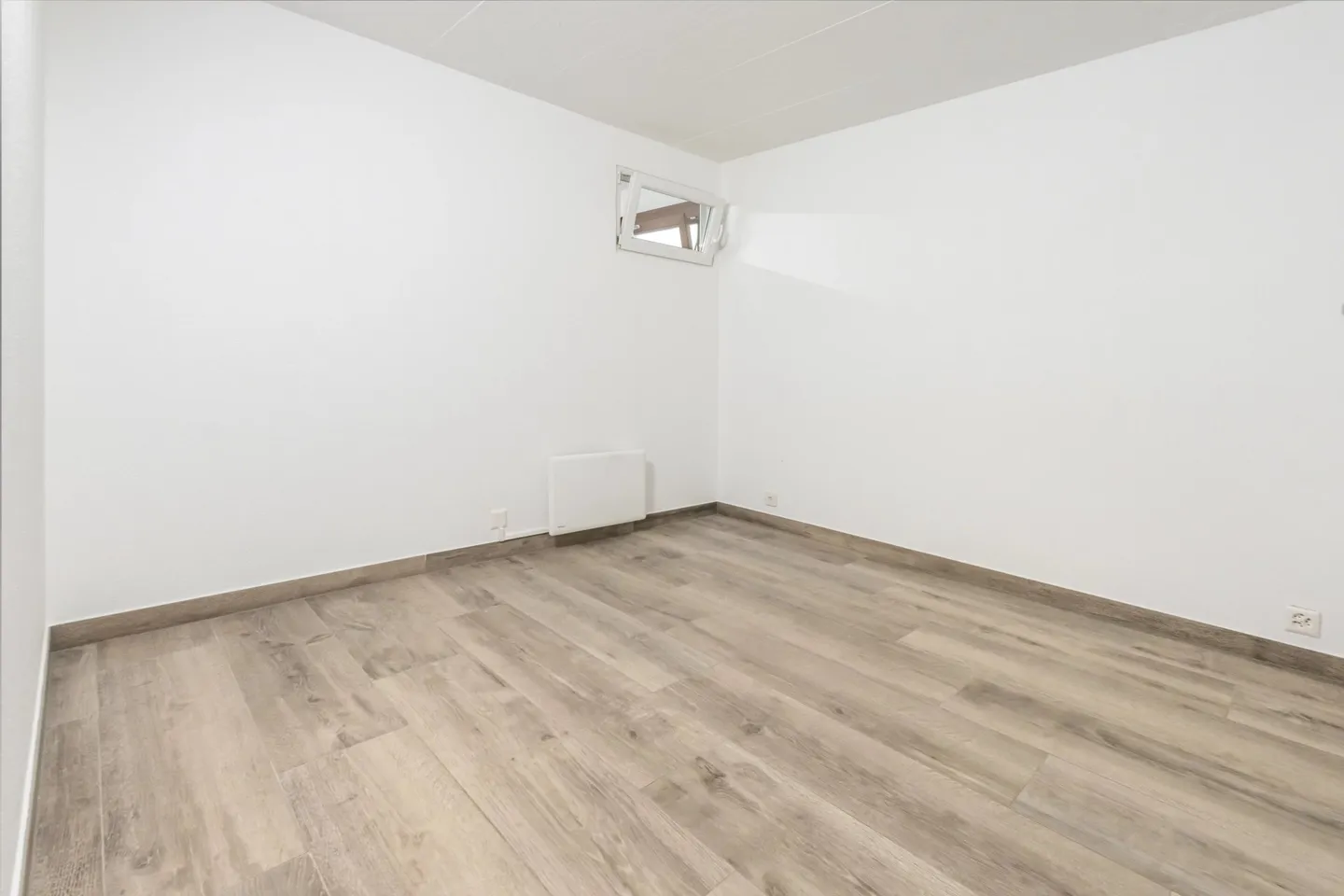 Casa indipendente ristrutturata in una zona ricercata - Foto 10 di 12