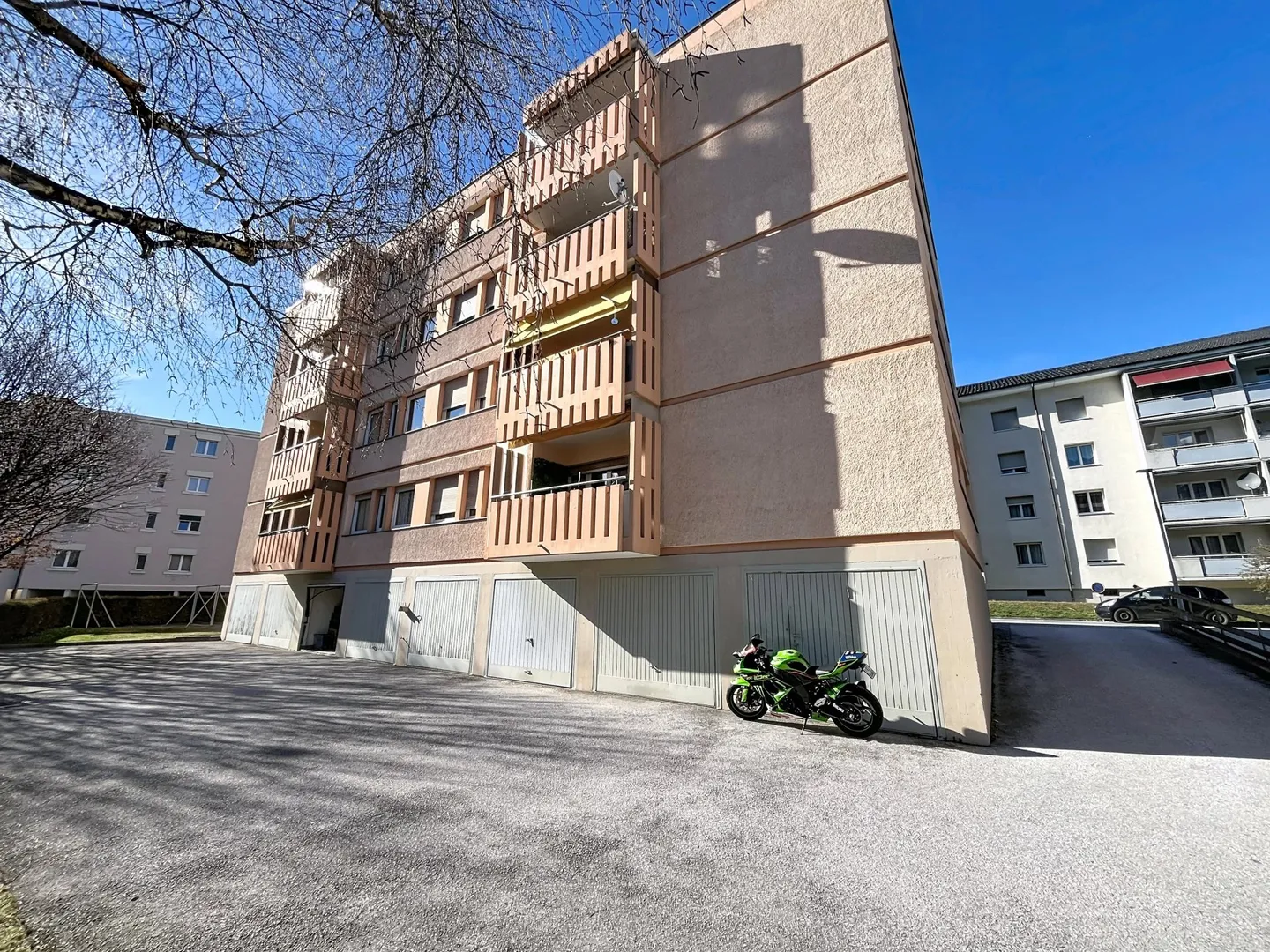 Spacieux 4 pièces de 110 m² avec balcon et fort potentiel à Sierre - Photo 1 of 11