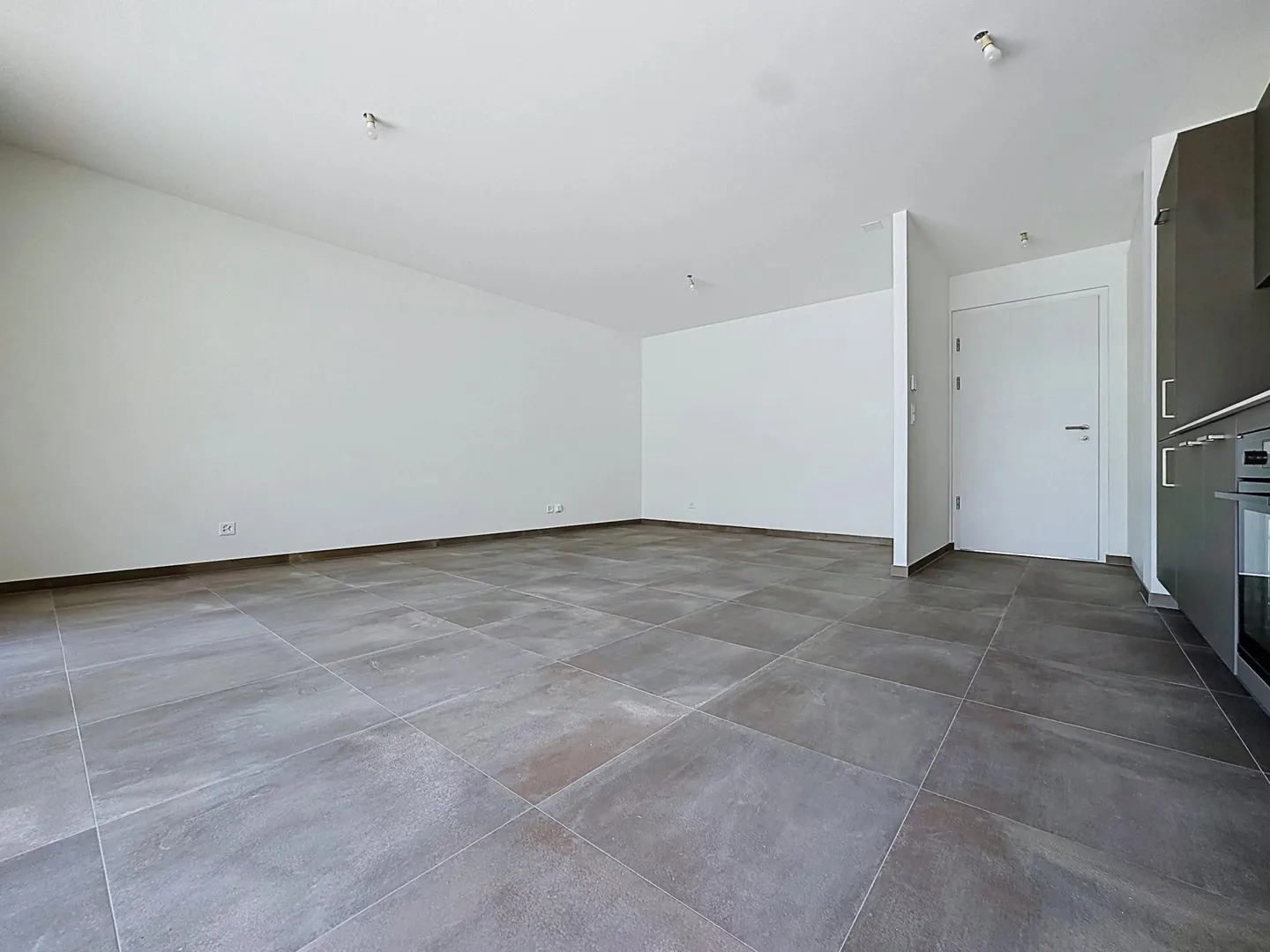 À louer à Uvrier appartement 2.5 pièces avec terrasse - Photo 3 sur 10