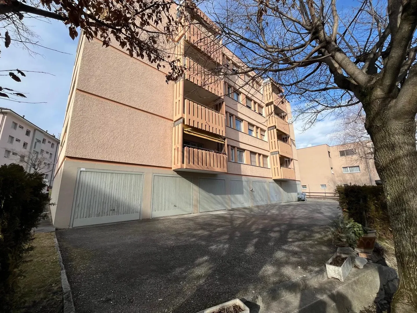 Spacieux 4 pièces de 110 m² avec balcon et fort potentiel à Sierre - Photo 5 of 12