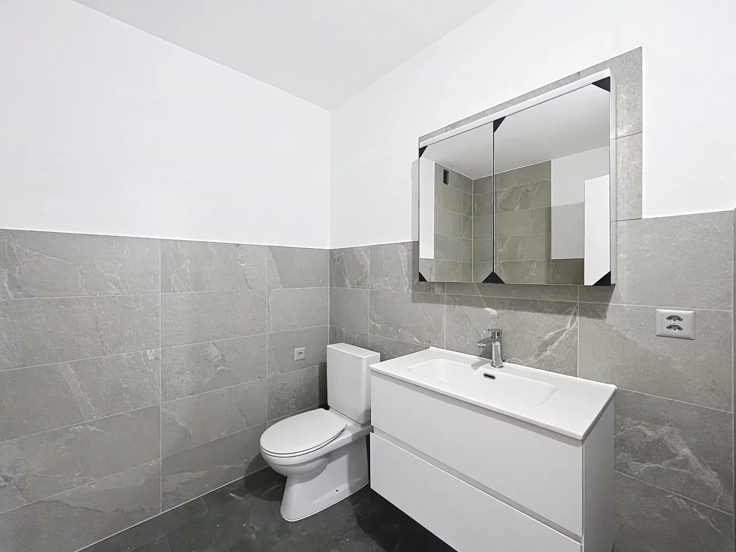 Bel appartement de 2 pièces à proximité du centre-ville - Foto 11 von 13