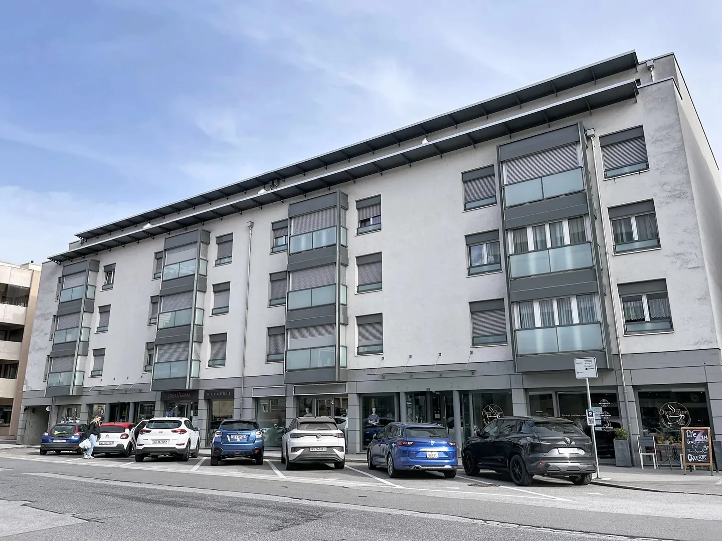 Grand appartement familial de 4 pièces avec vue dégagée à Sierre - Photo 1 of 12