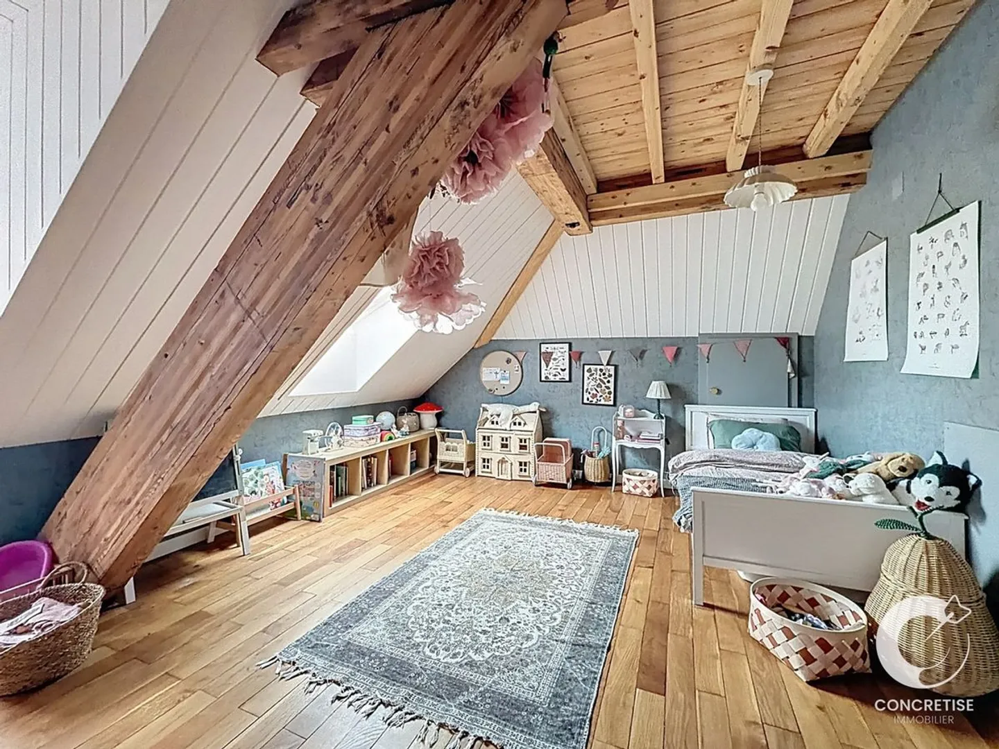 Unique quiet domain, rare volumes and alpine panorama - Photo 8 of 13