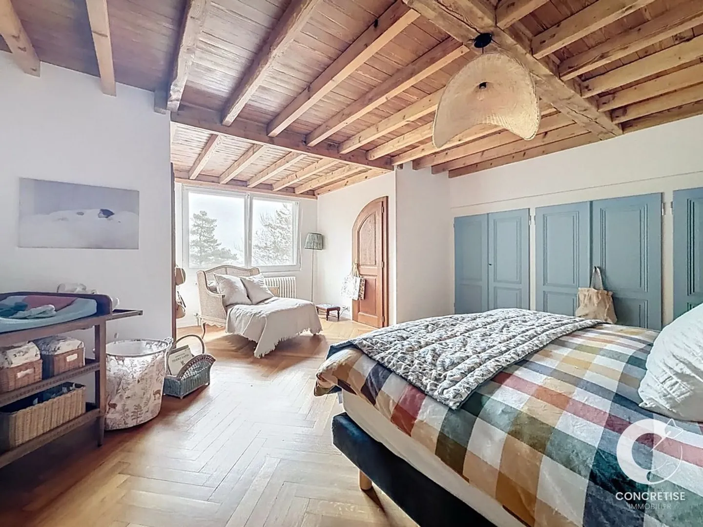 Unique quiet domain, rare volumes and alpine panorama - Photo 10 of 13