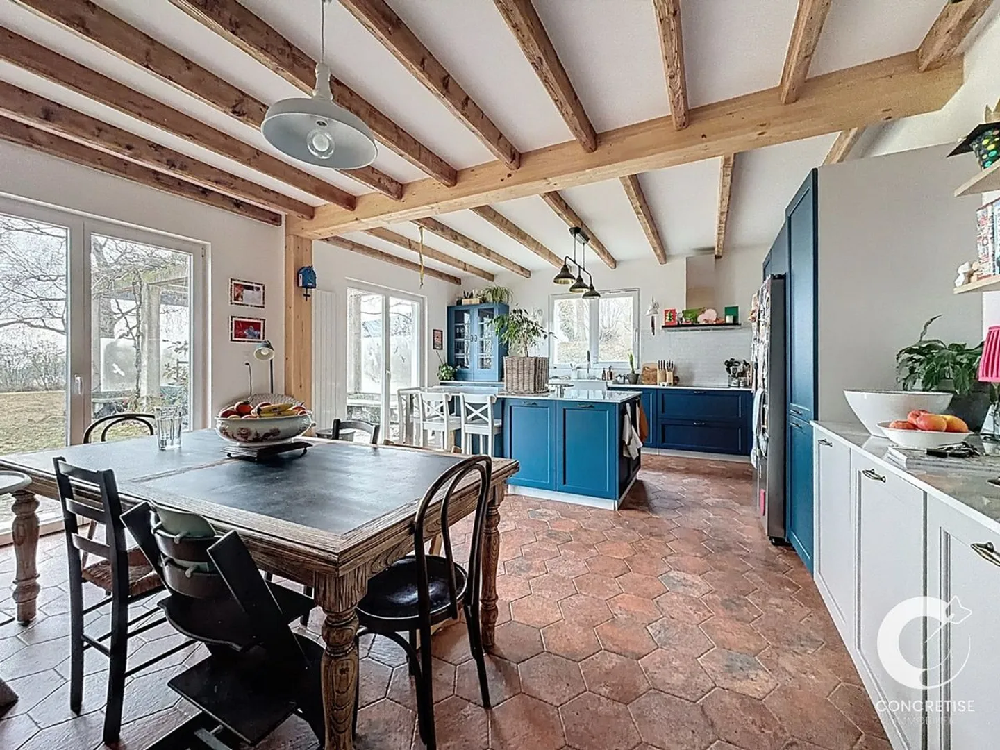 Unique quiet domain, rare volumes and alpine panorama - Photo 3 of 13