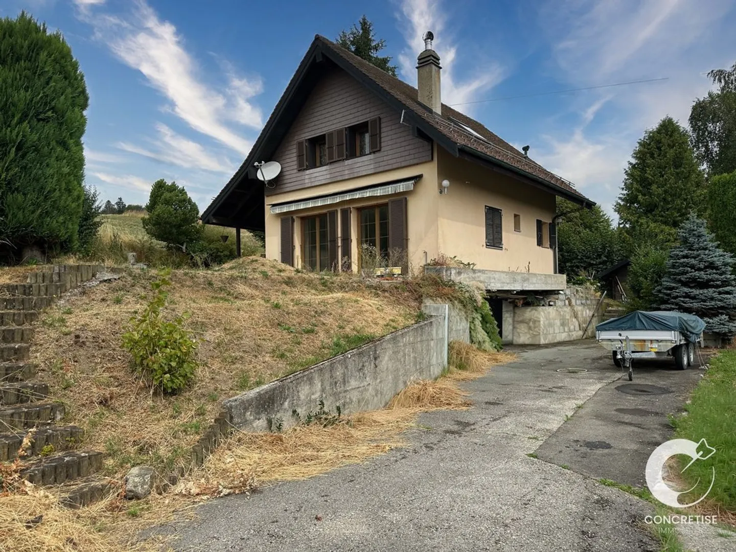 Villa individuelle à rénover - Photo 3 sur 13