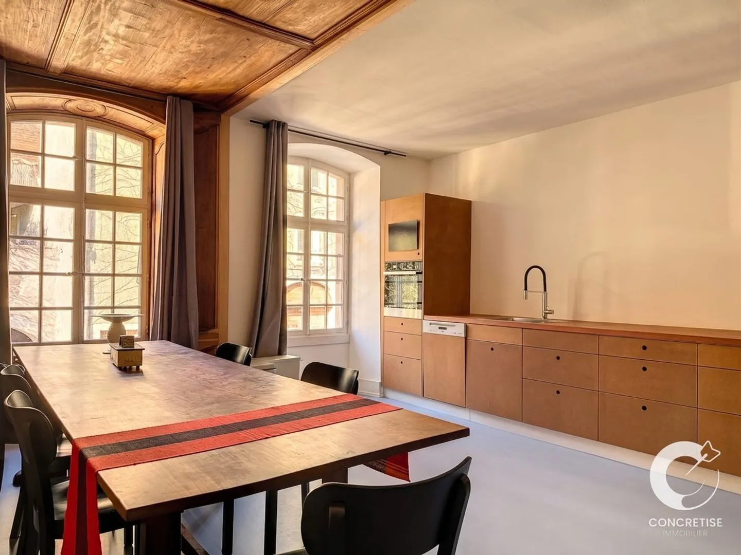 Segreto immobiliare: Residenza storica versatile - Foto 7 di 13