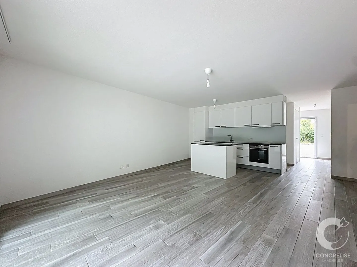 4.5 rooms with terrace and ideal location - Photo 5 of 9