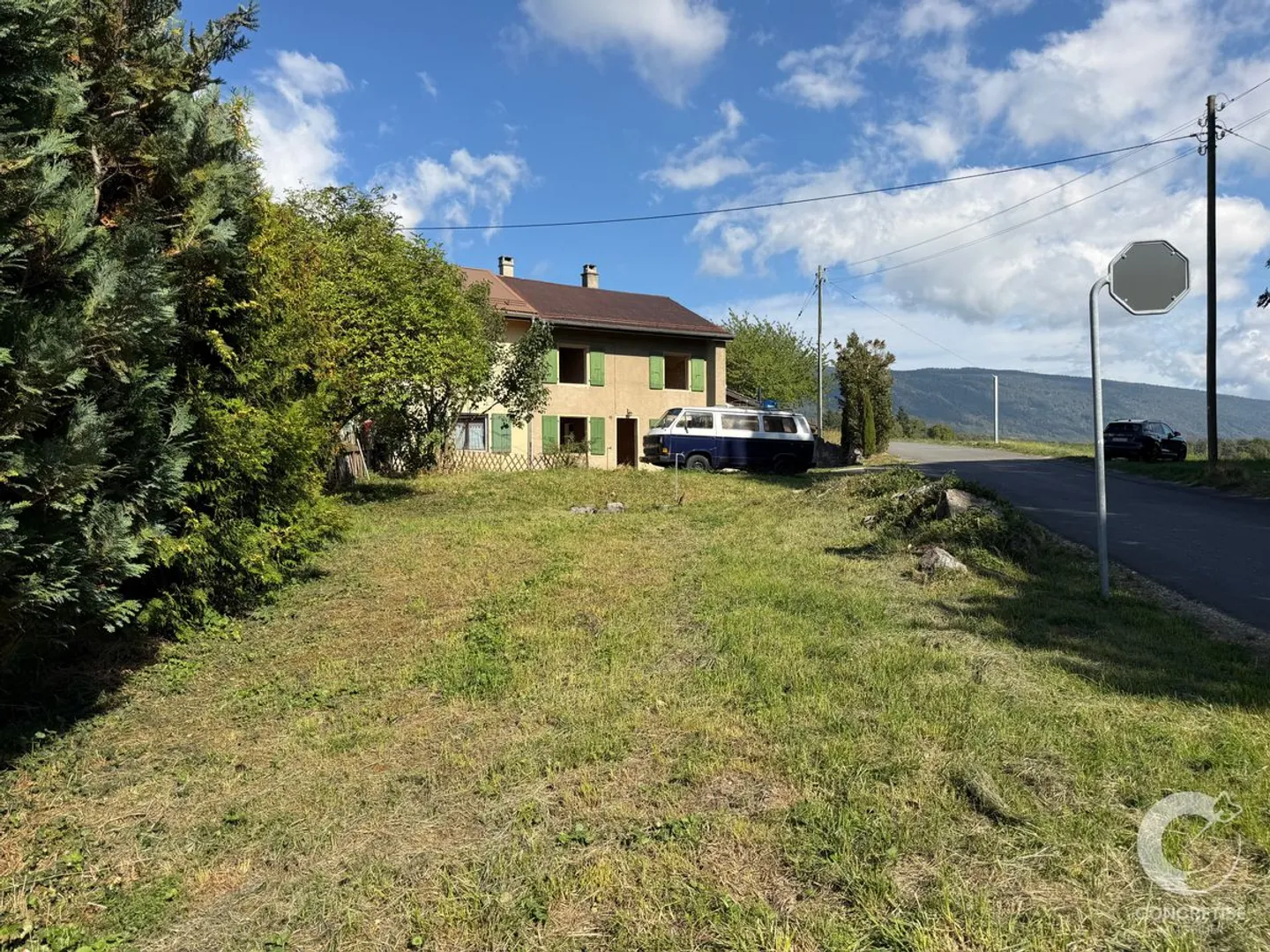 House to transform - a beautiful opportunity in Gimel - Photo 3 of 10